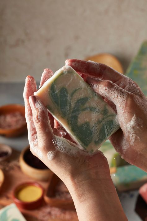 The Optimal Time to Use a Natural Body Soap Bar