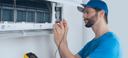 Balancing Your Indoor Climate: Expert Advice on Air Conditioning Repairs and Furnace Services